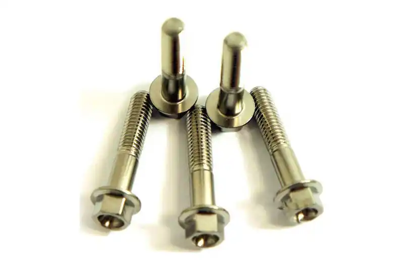 Tornillo hexagonal Pro Bolt M6x1.00 30mm Inoxidable V4A Hecho A Mano