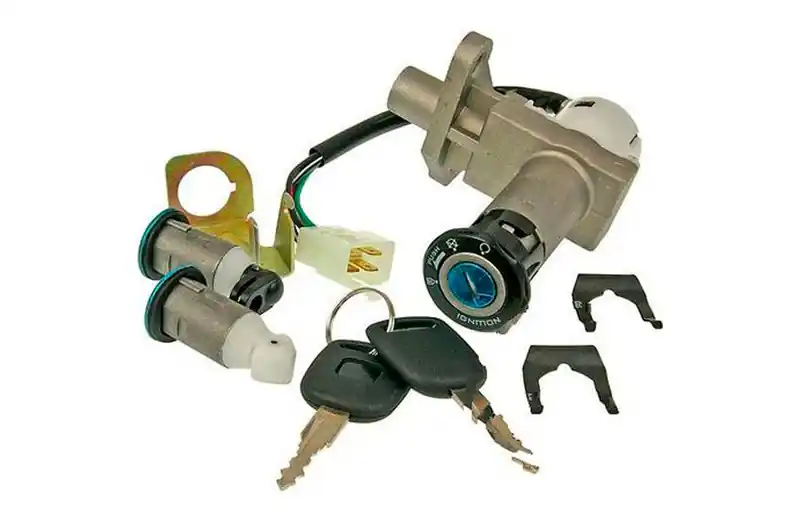 Oferta Flash Juego de cerraduras 101 Octane Completo Version 1 | Scooter China Scooter 125 / 150cc