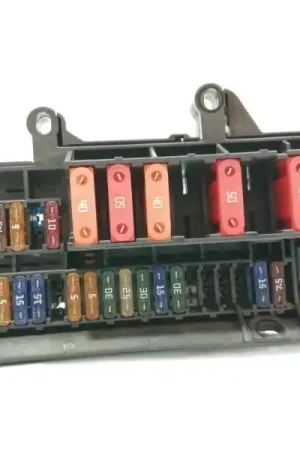 CAJA RELES / FUSIBLES 69005820 Pedido Al Por Mayor
