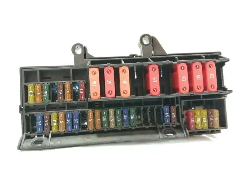 CAJA RELES / FUSIBLES 69005820 Pedido Al Por Mayor