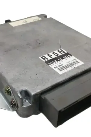 Alta Calidad CENTRALITA MOTOR UCE 2758006243 RF5N18881B