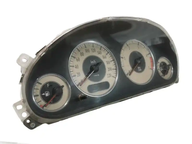 CUADRO INSTRUMENTOS P04685825AI TN1575107253 R825AI Oferta Limitada