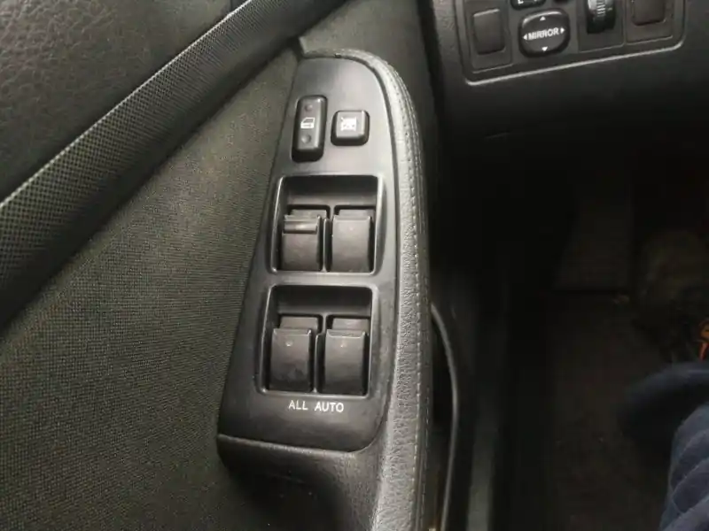 MANDO ELEVALUNAS DELANTERO IZQUIERDO 8482005100 Venta Final