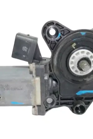Ordena Ya MOTOR ELEVALUNAS DELANTERO DERECHO 119651105