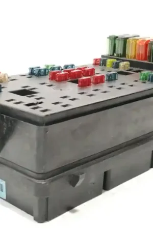 Oferta Limitada CAJA RELES / FUSIBLES 96255579
