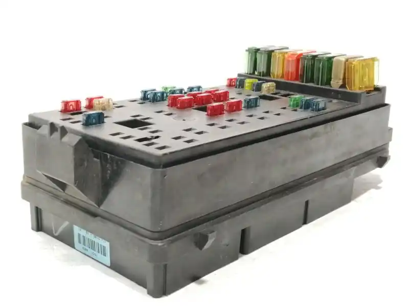 Oferta Limitada CAJA RELES / FUSIBLES 96255579