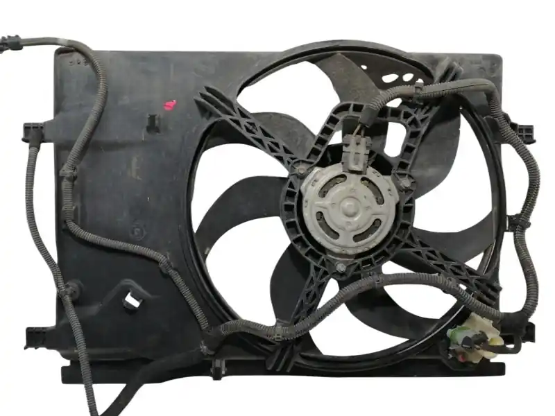 Oferta Flash ELECTROVENTILADOR V2677001 P6188001
