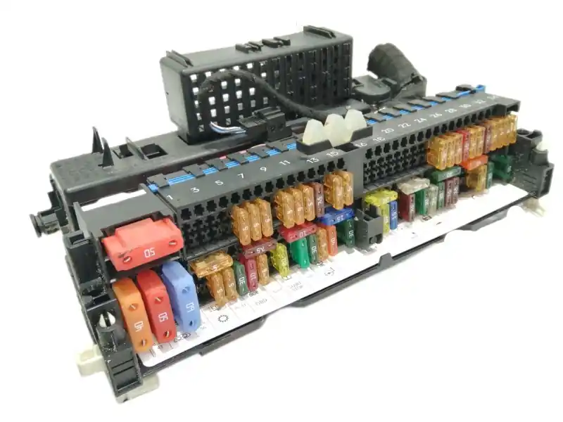 Profesional CAJA RELES / FUSIBLES 8364542 MR20060831 0074277535K / 0074277535