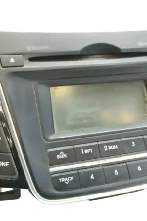 SISTEMA AUDIO / RADIO CD 96170A6210GU Premium