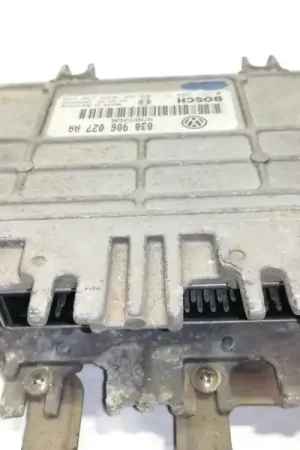 Ordena Ya CENTRALITA MOTOR UCE 030906027AA