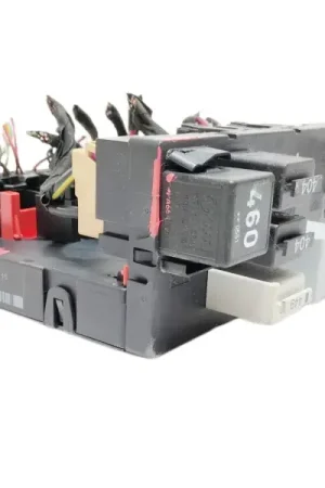 CAJA RELES / FUSIBLES 3C0937049J Moderno