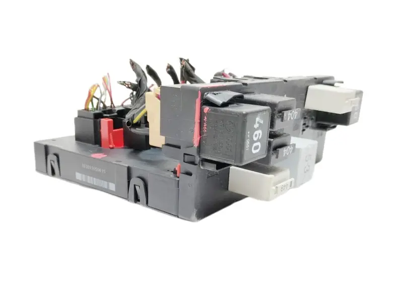 CAJA RELES / FUSIBLES 3C0937049J Moderno