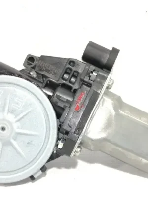MOTOR ELEVALUNAS DELANTERO DERECHO 8356063J01 Garantía De Devolución De Dinero