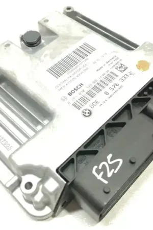 Descuento CENTRALITA MOTOR UCE 0281030326 1039S66135 / 031300636 857633301 / 8576333