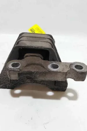 SOPORTE MOTOR DERECHO Ordenar Ahora Mismo