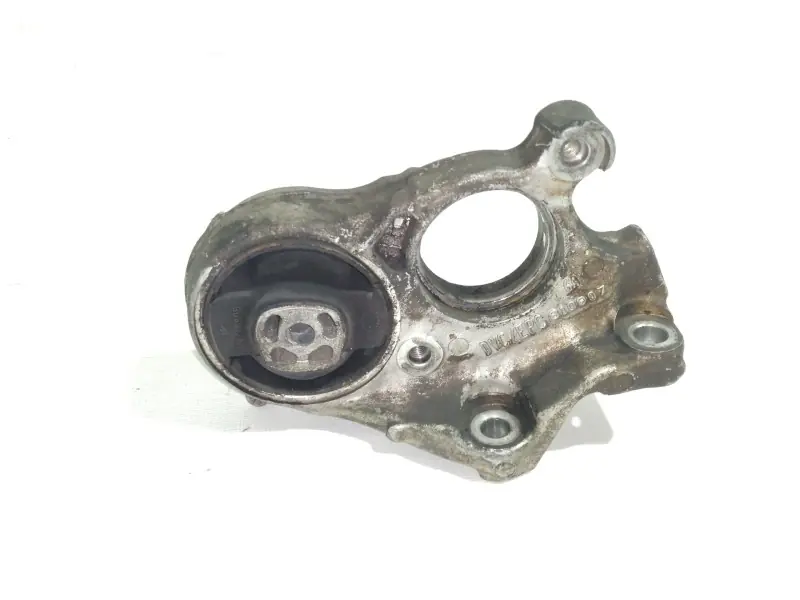 Imprescindible (Must-Have) SOPORTE MOTOR 810907